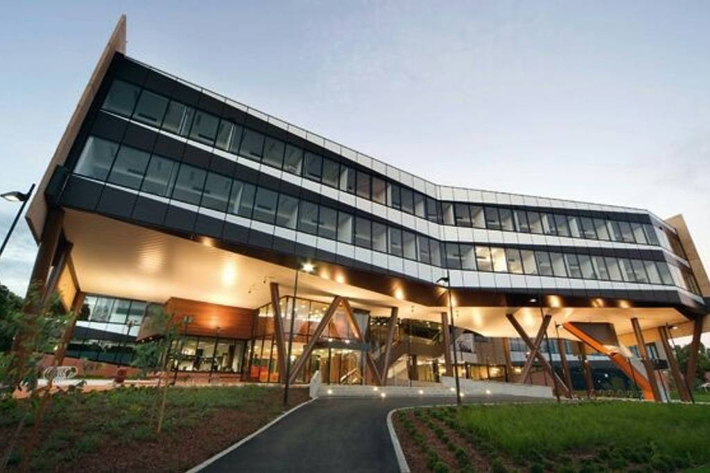 Hotels in Campbelltown