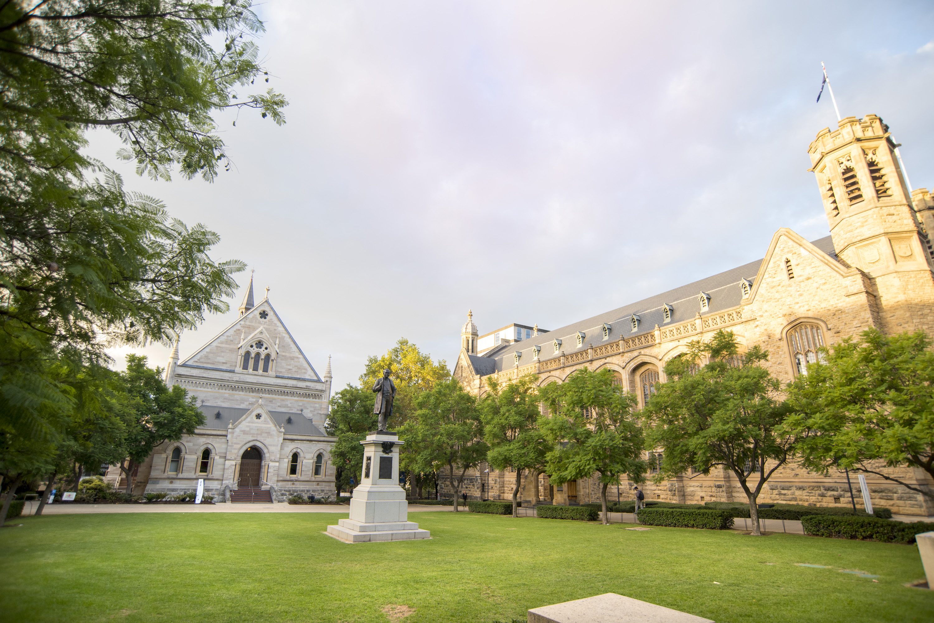 Hotel a University of Adelaide