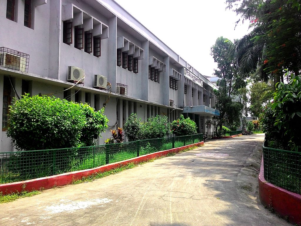 Holiday rentals Notre Dame University Bangladesh