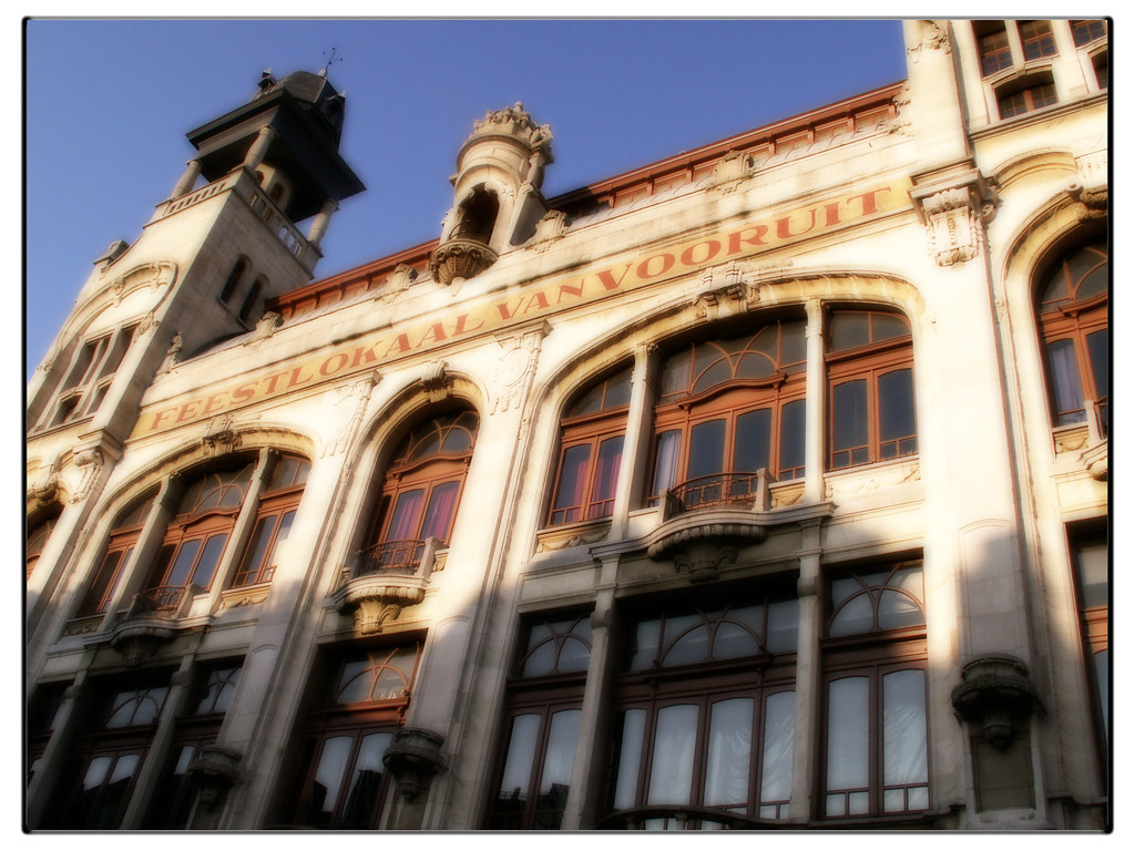 Holiday rentals Vooruit Ghent