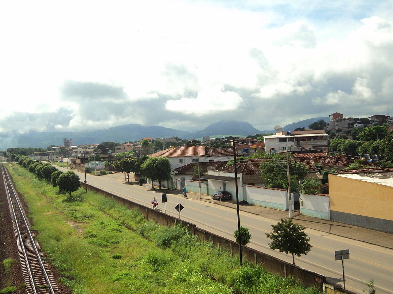 Holiday rentals Baixo Guandu