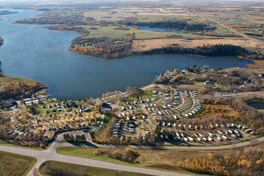 Holiday rentals Pine Lake