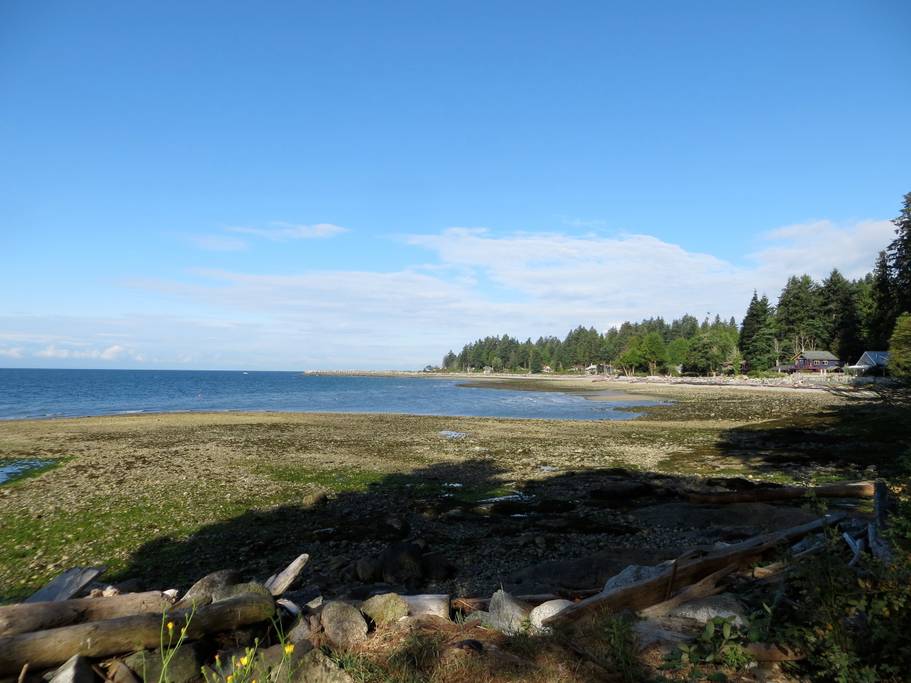Holiday rentals Roberts Creek