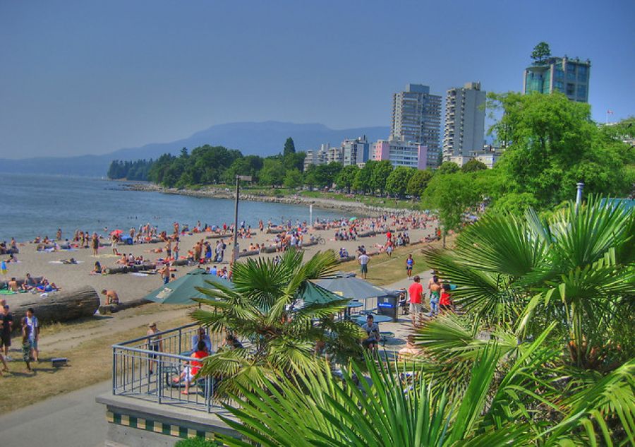 Hotels in English Bay