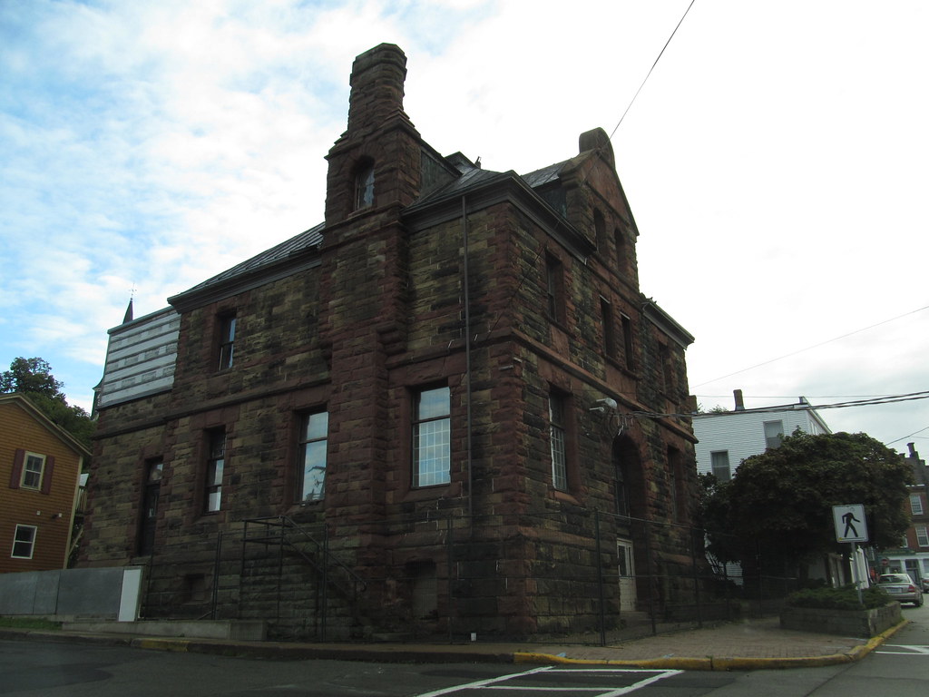 Hotels in Pictou