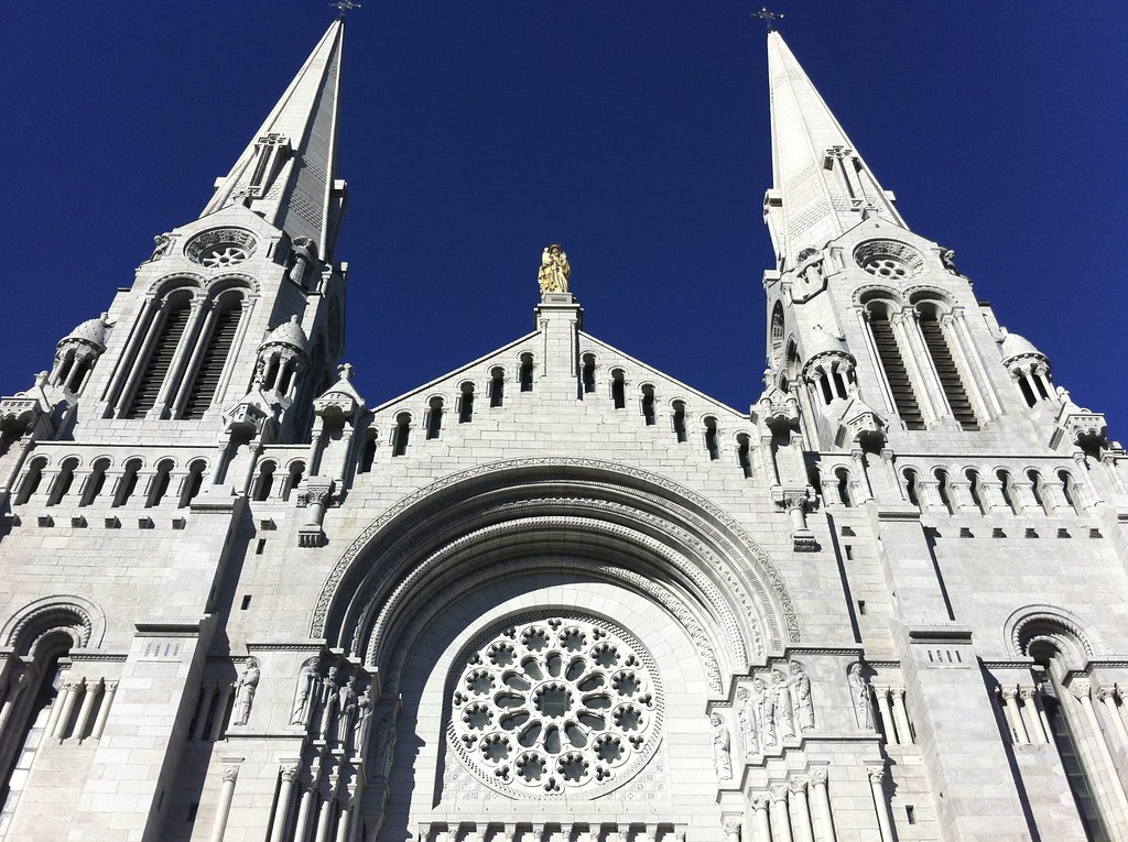 Holiday rentals Sainte Anne de Beaupre Basilica