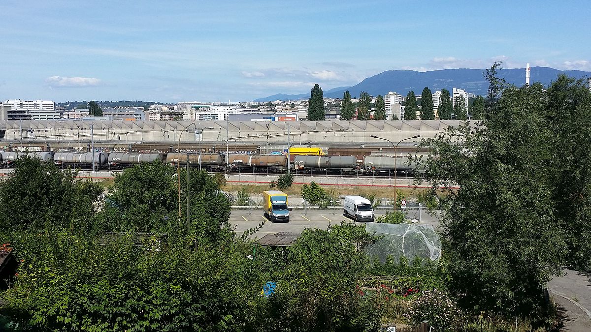 Holiday rentals Grand-Lancy