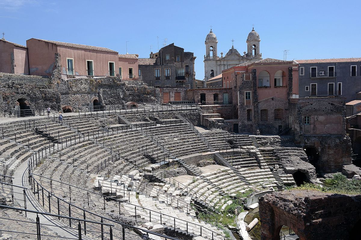 Hotels in Teatre Roma