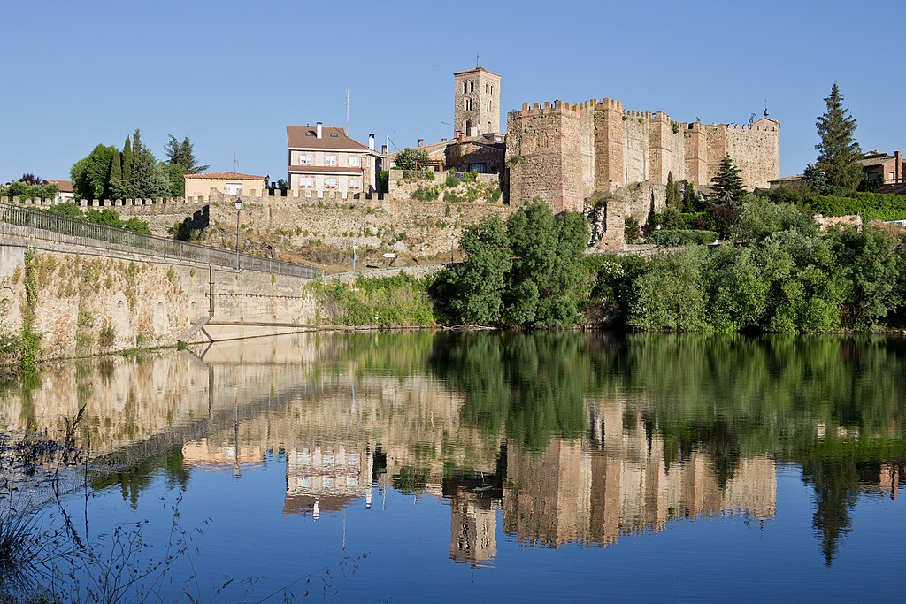 Hotels in Buitrago del Lozoya