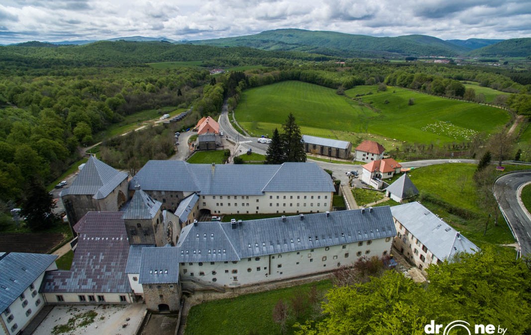 Holiday rentals Roncesvalles
