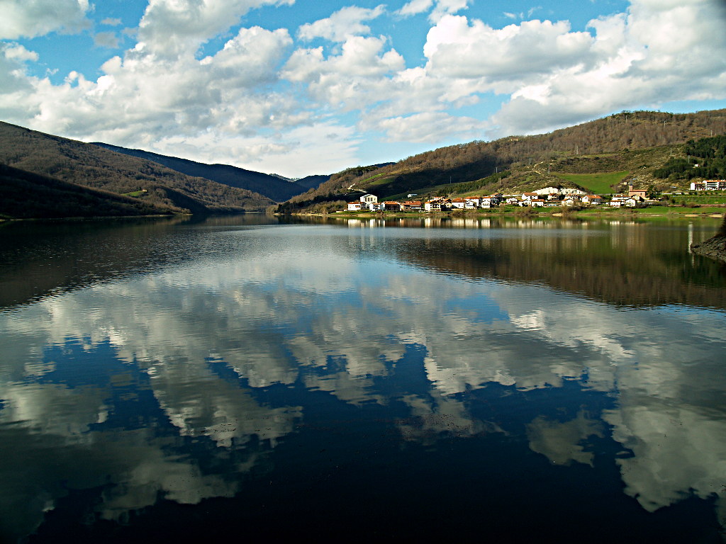 Sewaan percutian Eugi