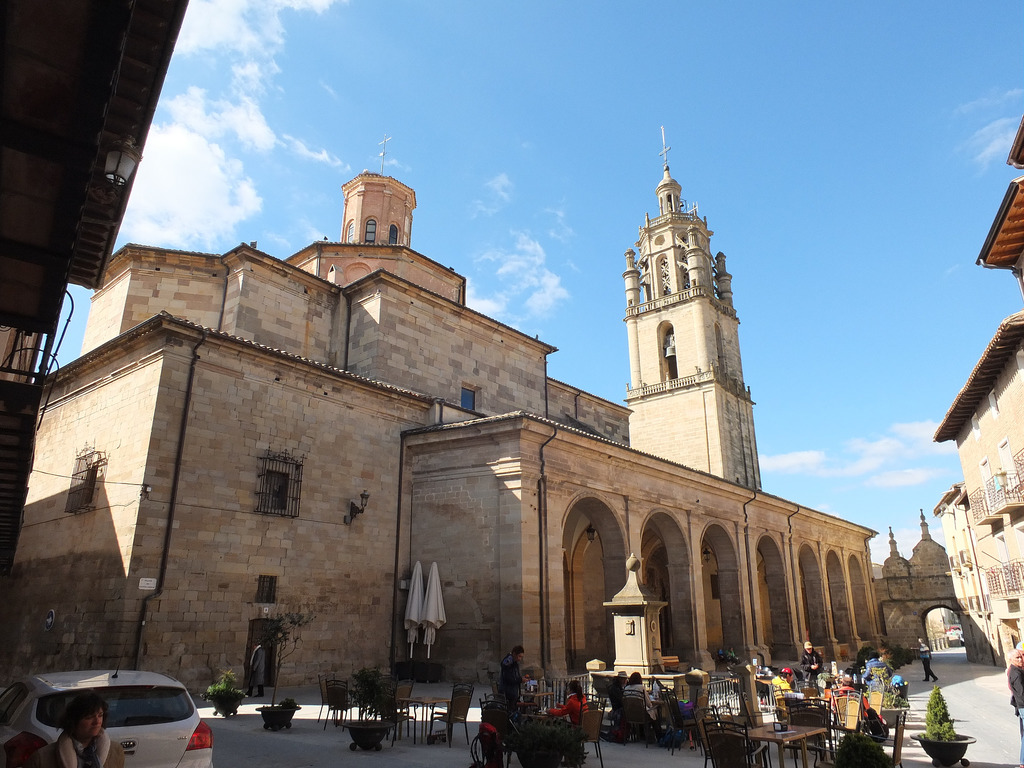 Holiday rentals Los Arcos