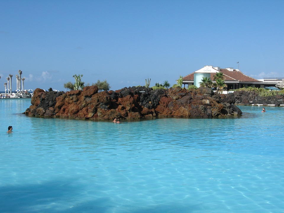 Holiday rentals Cho