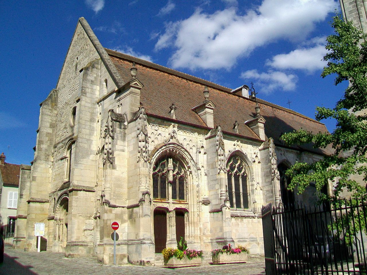 Hotels in Saint-Justin