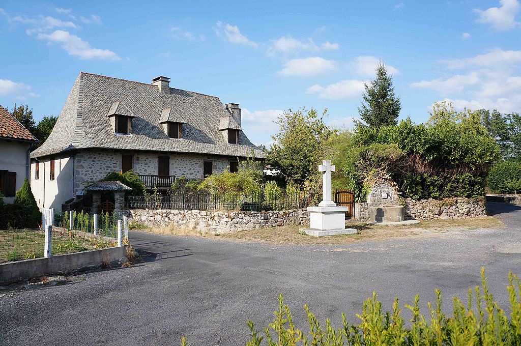 Hotels in Lacapelle-Viescamp