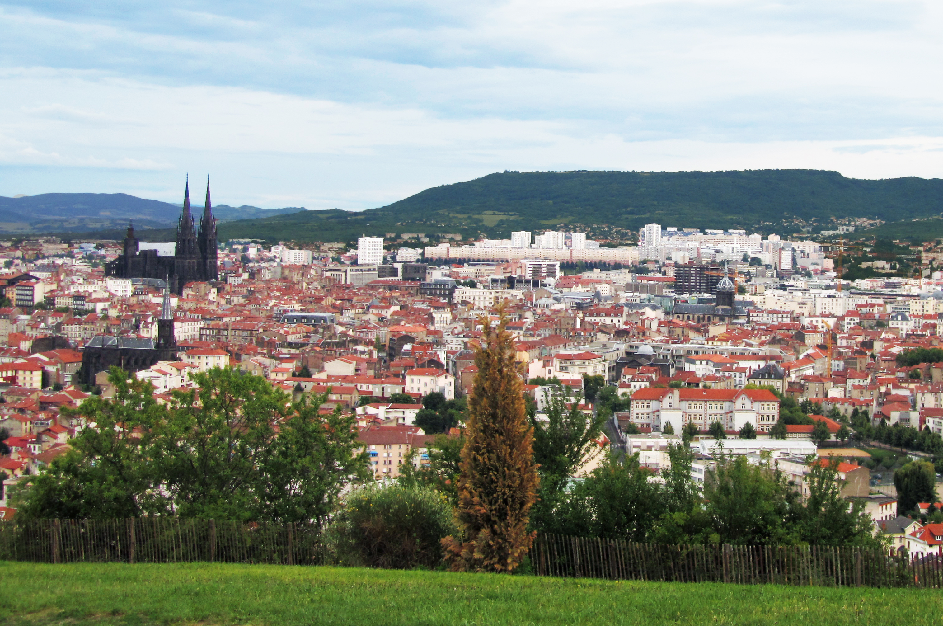 Holiday rentals Clermont-Ferrand