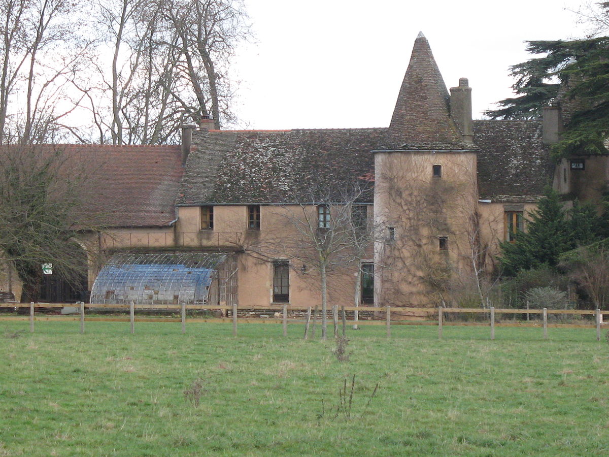 Hotels in Sennecey-le-Grand