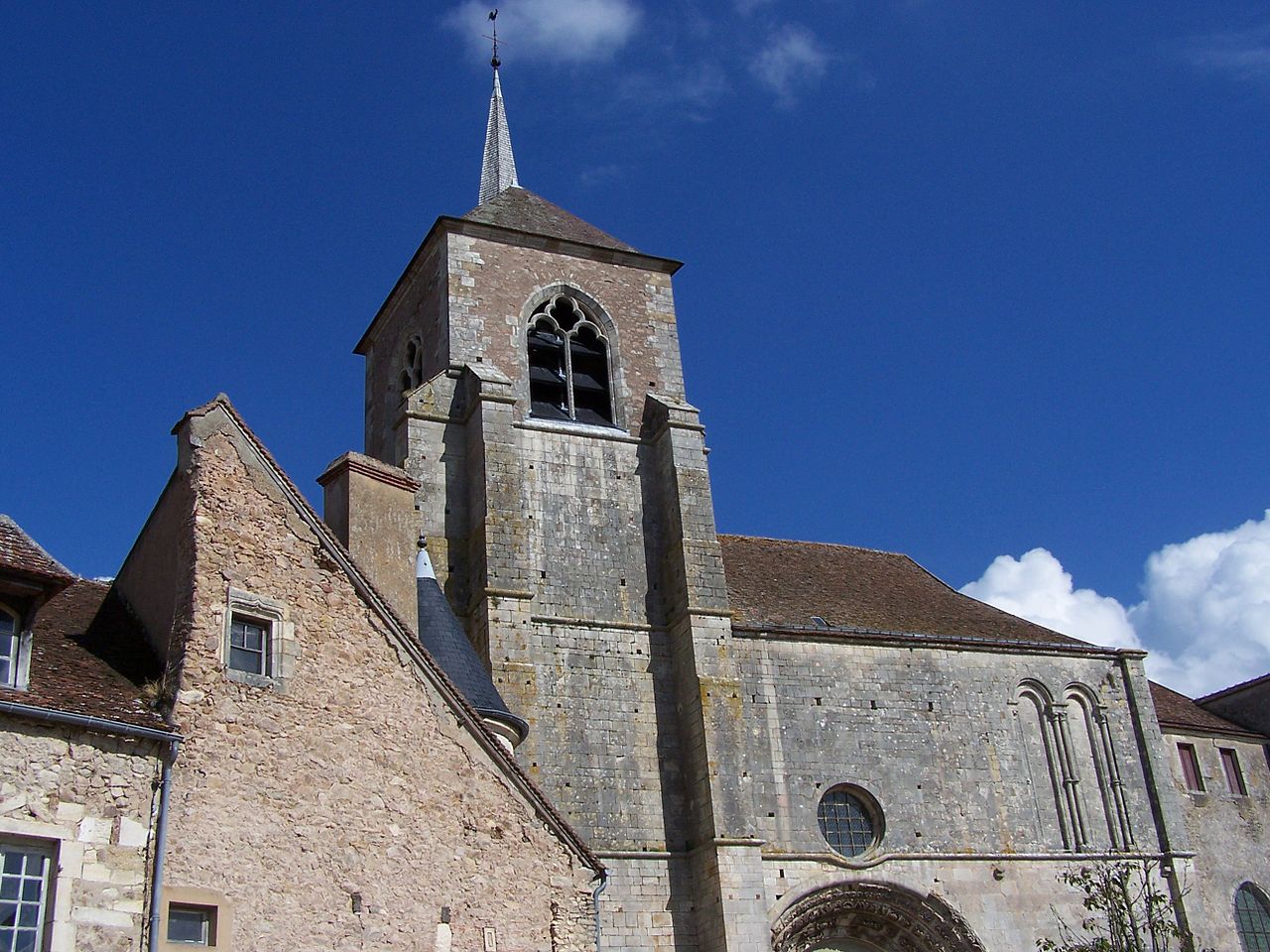 Holiday rentals Avallon