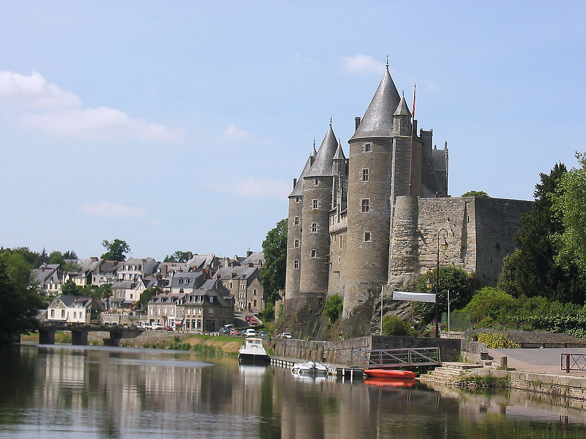 Hotels in Josselin