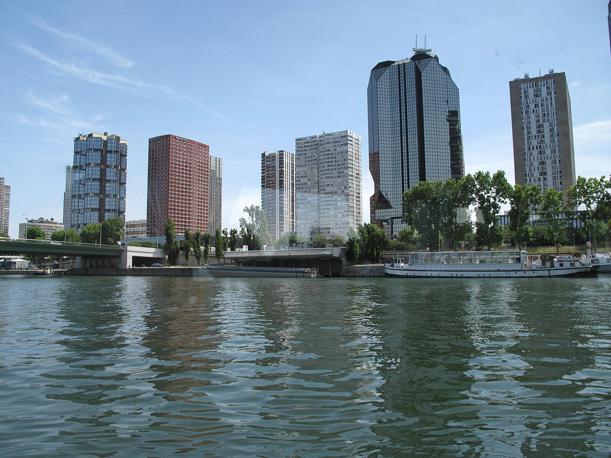 Hotel in 15. Arrondissement