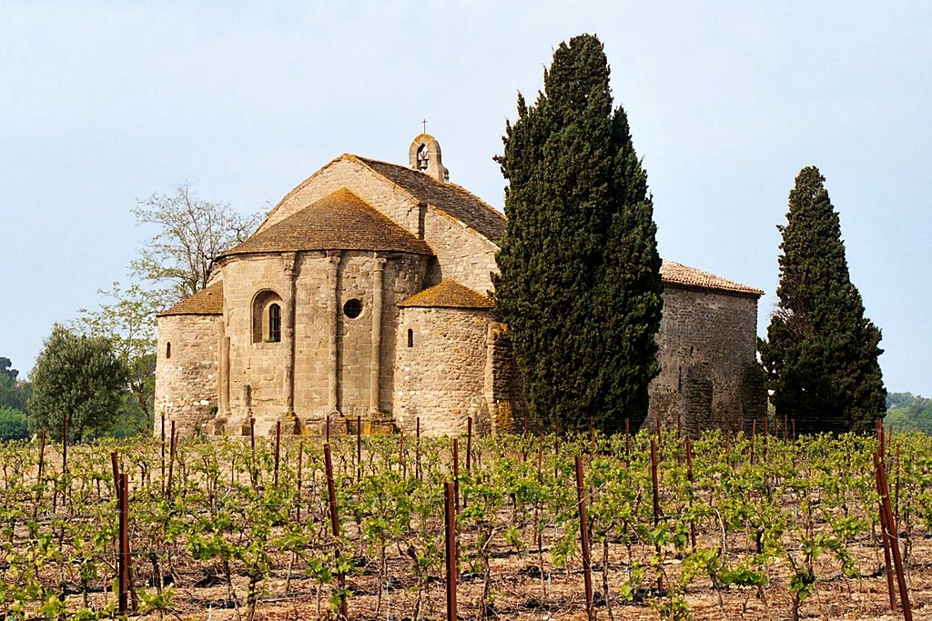 Holiday rentals Azille