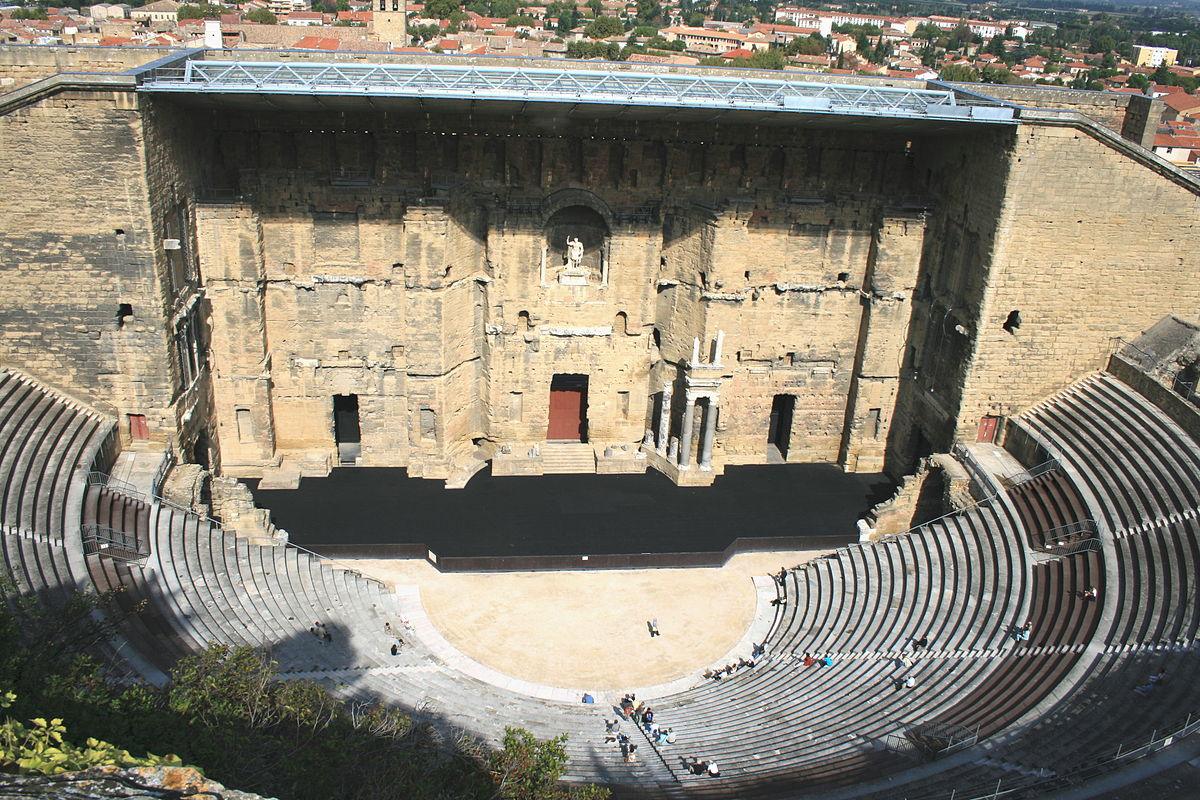 Hotels in Theatre Antique d'Orange