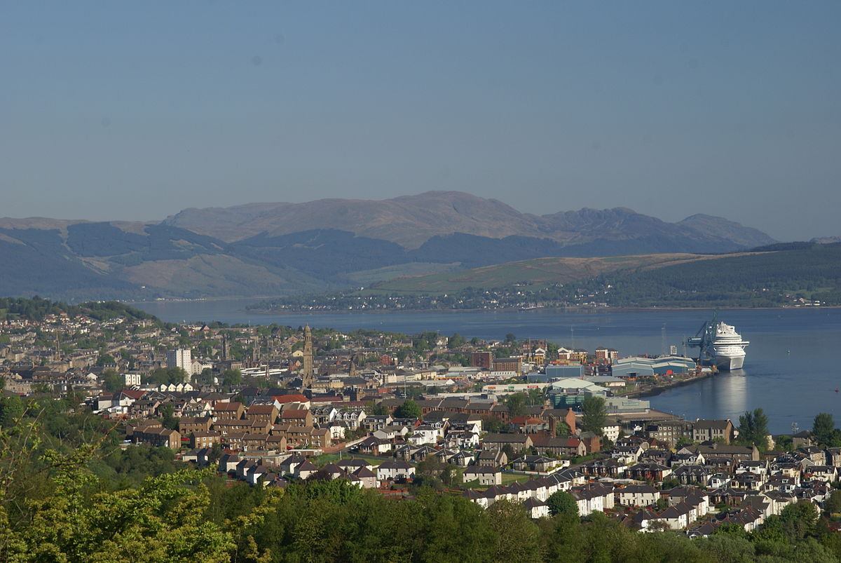 Holiday rentals Greenock