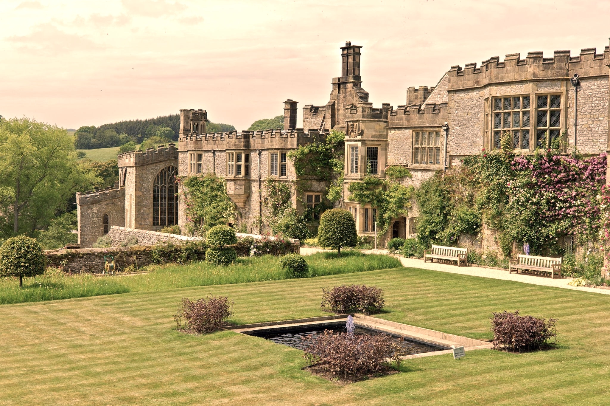 Holiday rentals Haddon Hall