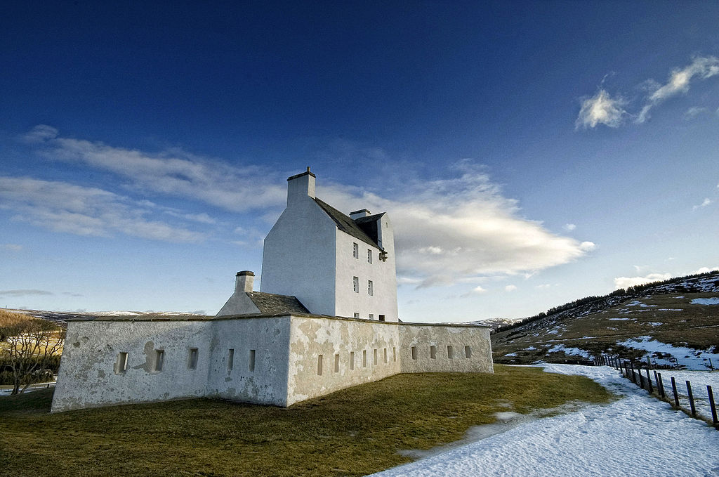 Holiday rentals Corgarff Castle