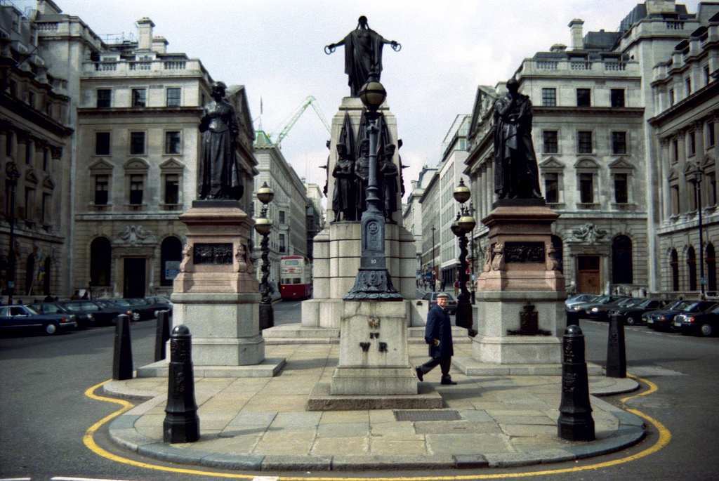 Holiday rentals Waterloo Place