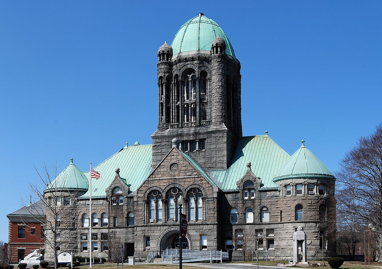 Hotels in County Court