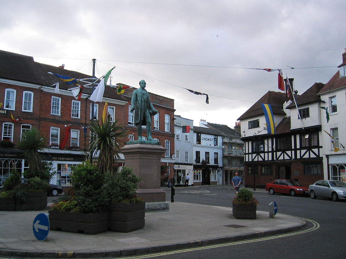 Holiday rentals Romsey
