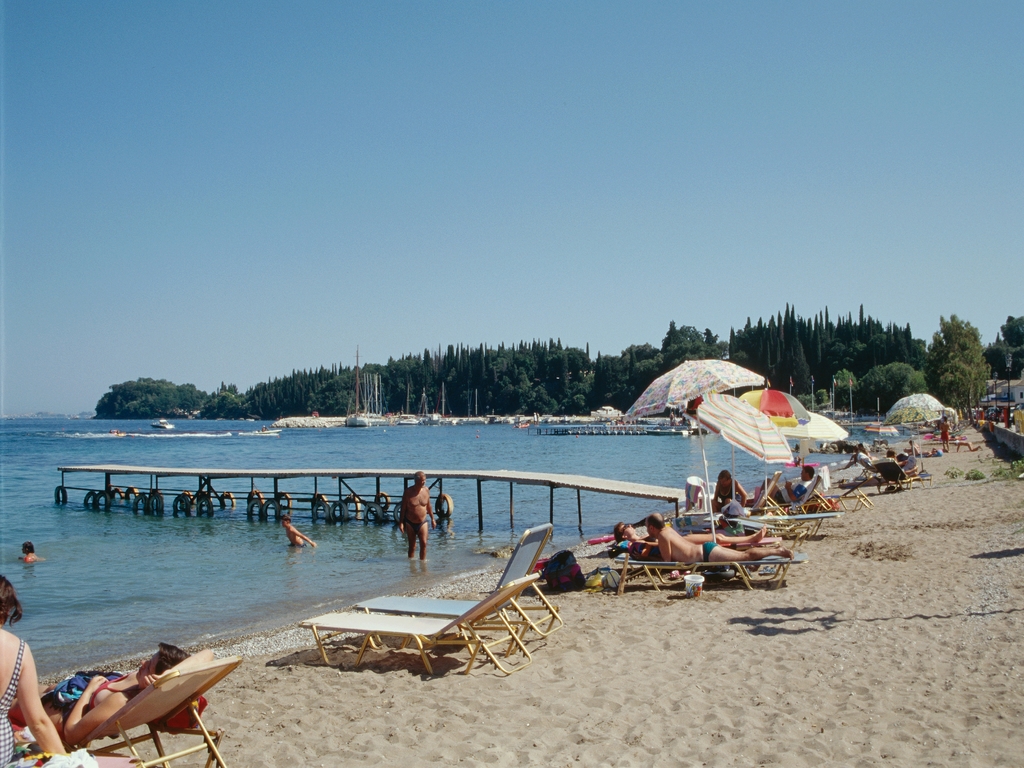 Hotels in Ipsos Beach
