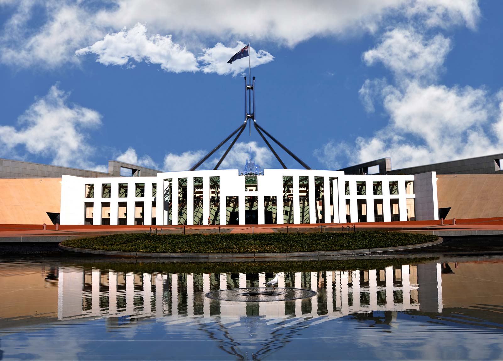 Holiday rentals The Parliament House
