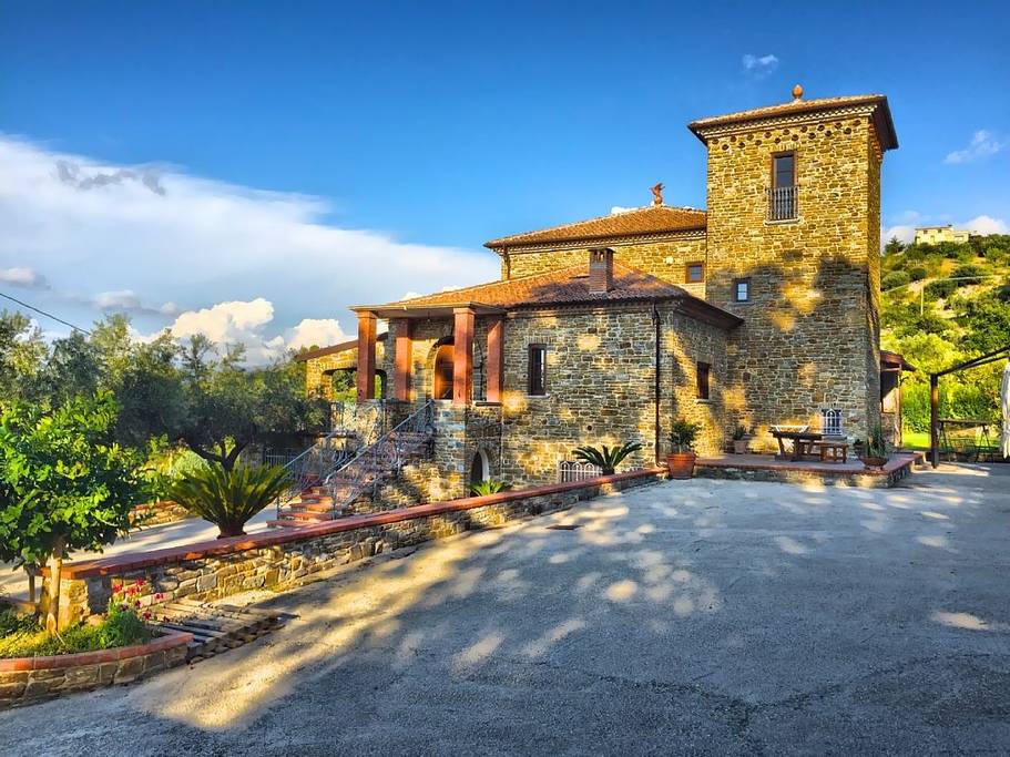 Holiday rentals San Pietro