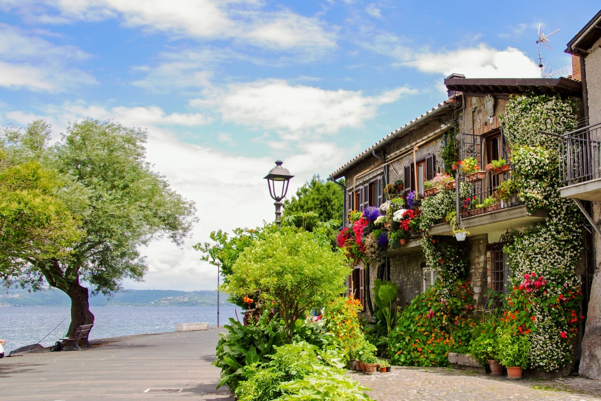 Holiday rentals Bracciano