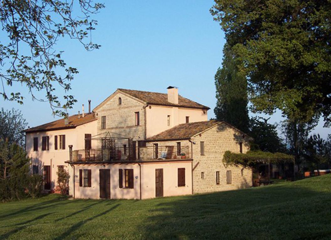 Case Vacanze Monte Roberto