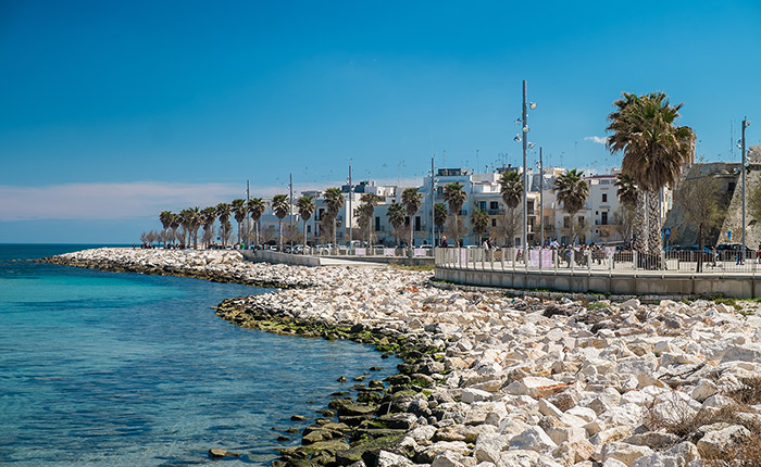 Hotels in Valenzano