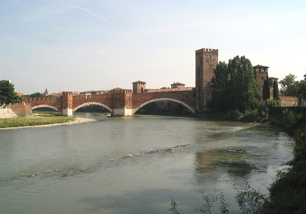 Hotels in Castelvecchio