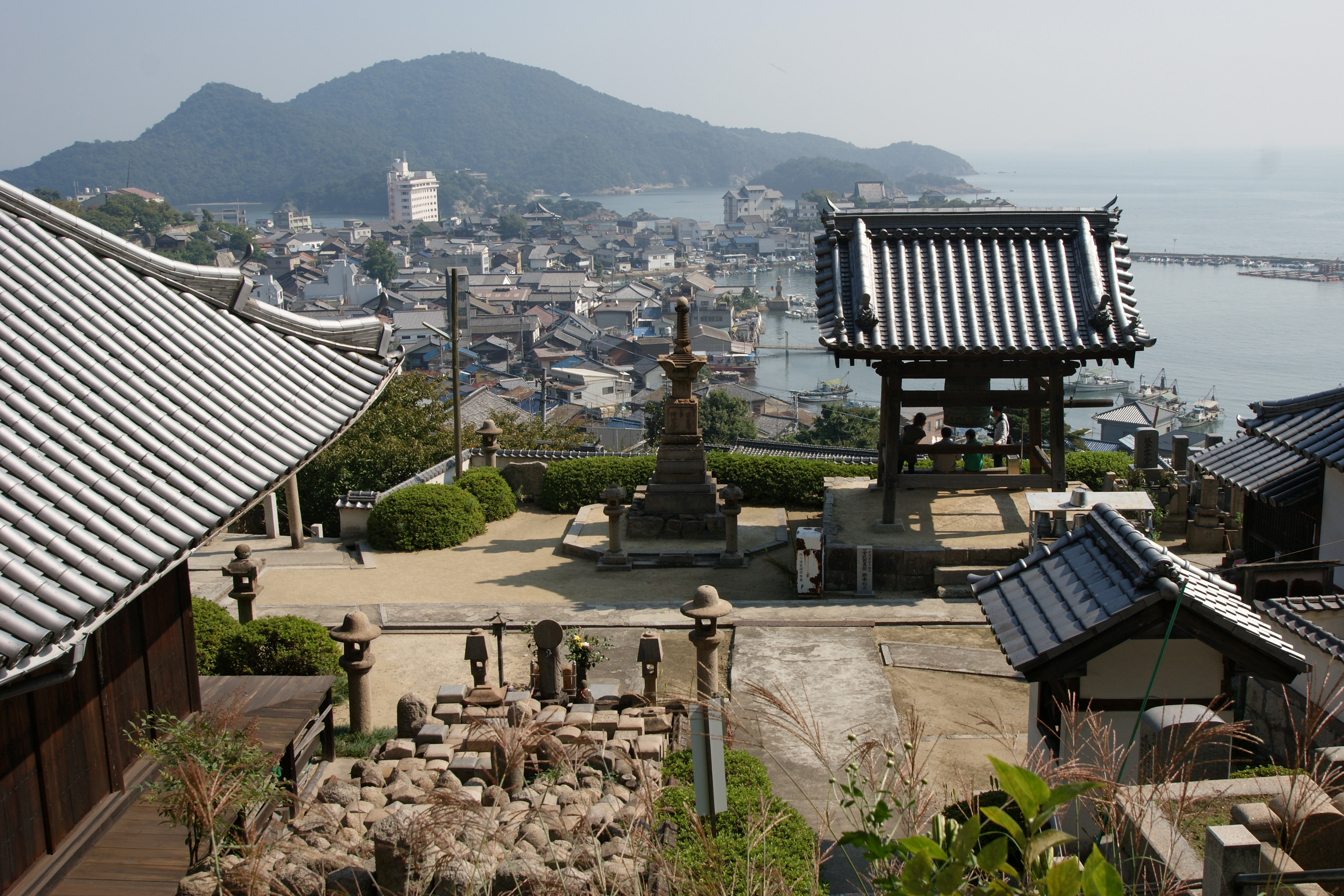 Holiday rentals Fukuyama