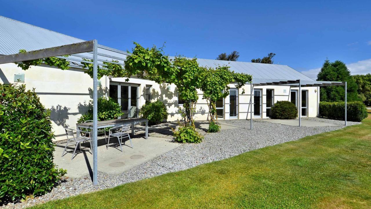 Hotels in Yaldhurst