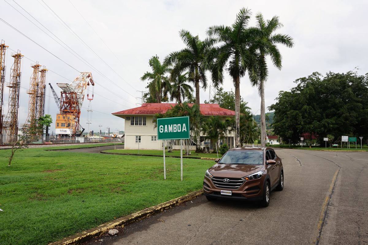 Holiday rentals Gamboa