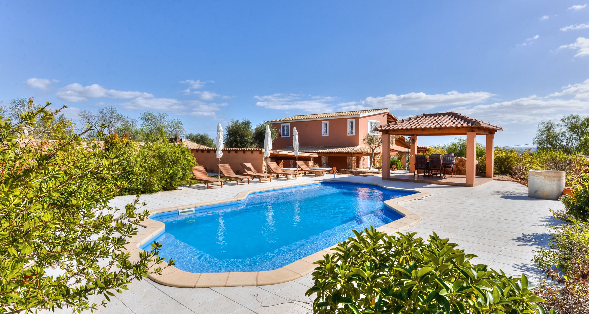 Holiday rentals Nora
