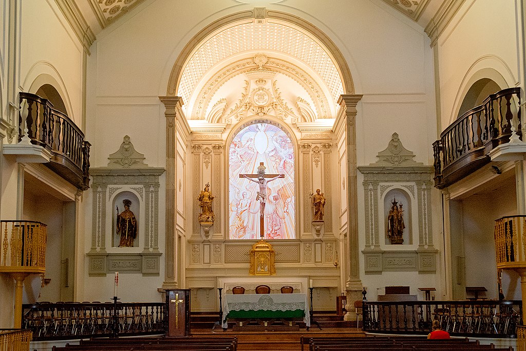 Hotel a Santa Maria Church