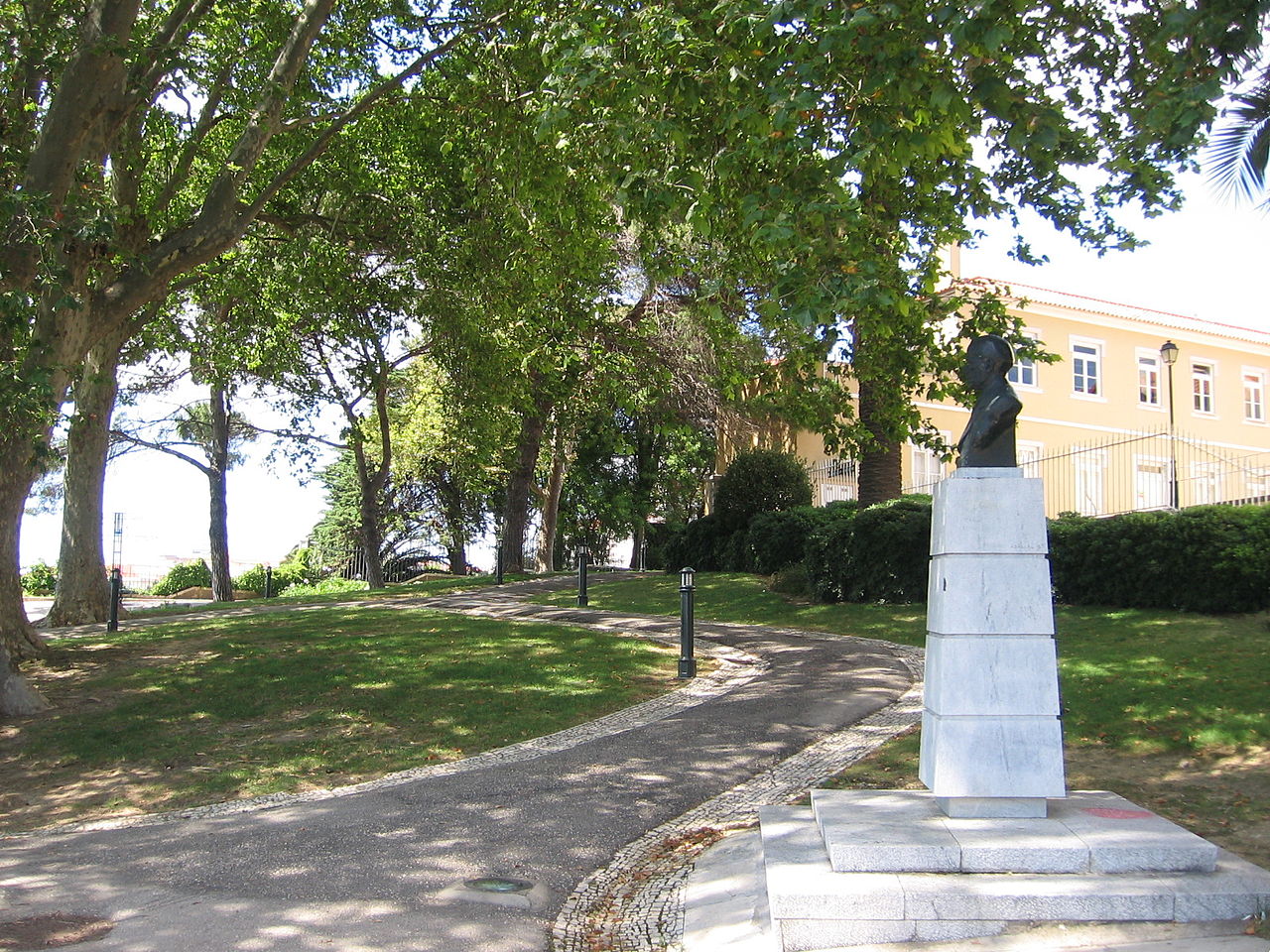 Hotels in Torel Garden
