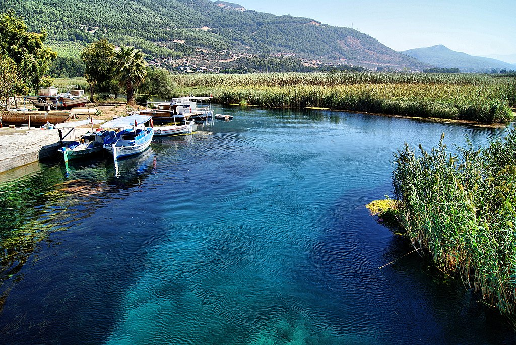 Holiday rentals Akyaka