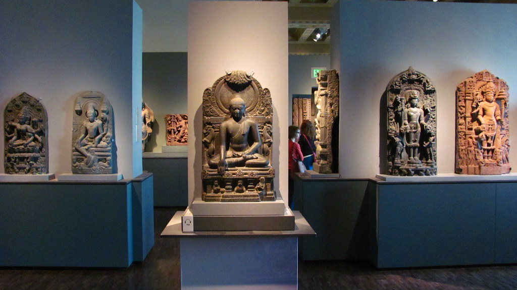 Holiday rentals Asian Art Museum