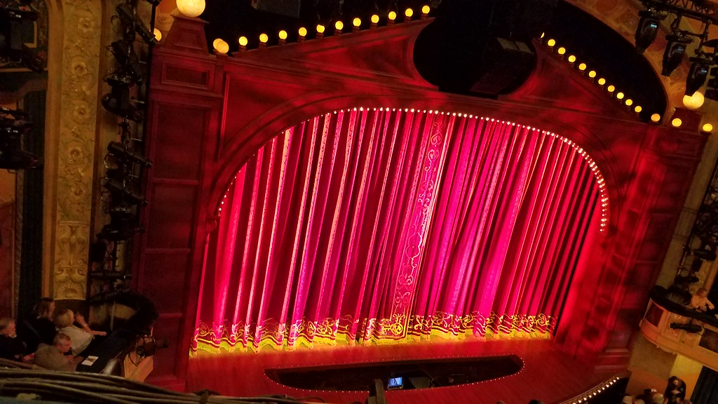 Hotel a Shubert Theatre