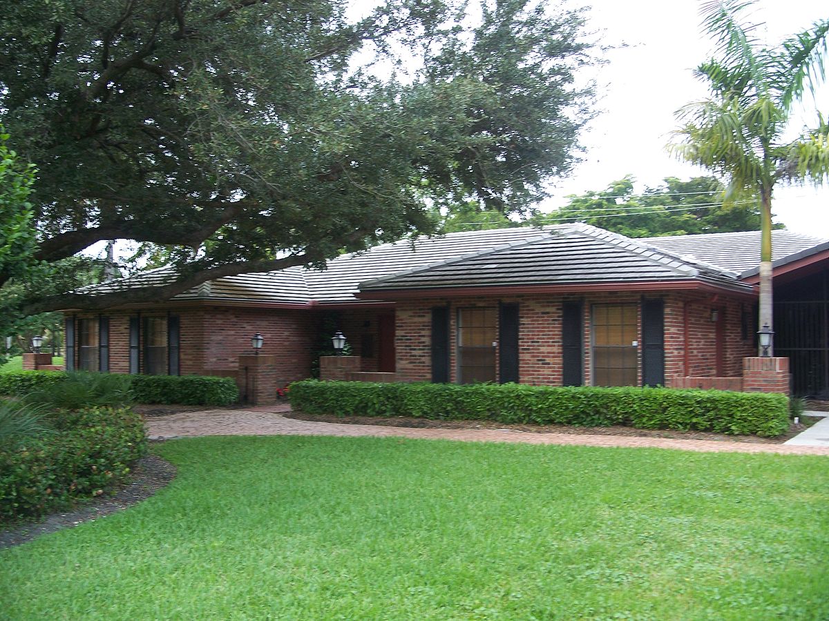 Holiday rentals Plantation