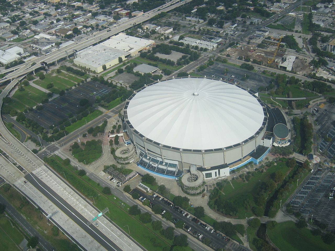 Holiday rentals Tropicana Field